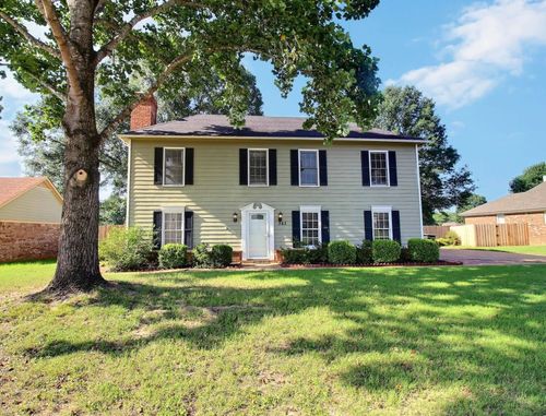 383 E Valleywood Dr, Collierville, TN, 38017 | Card Image