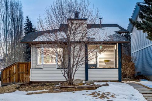 27 Bedfield Close Ne, Calgary, AB, T3K3L3 | Card Image