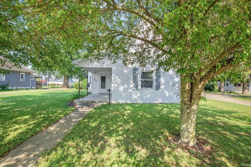 604 Independence St, Windfall, IN, 46076-9271 | Card Image
