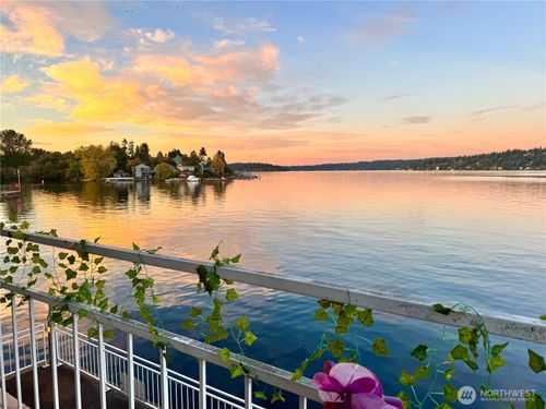 apt-212-9500 Rainier Ave S, Seattle, WA, 98118-6058 | Card Image