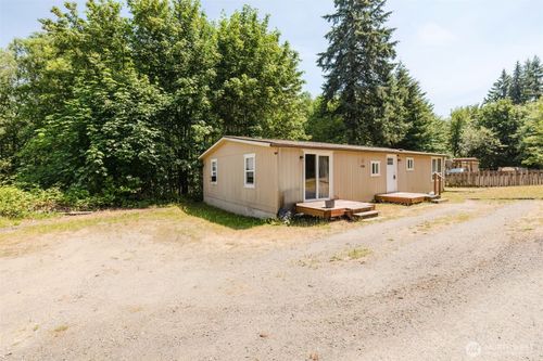 760 Se Cook Plant Farm Rd, Shelton, WA, 98584-8692 | Card Image