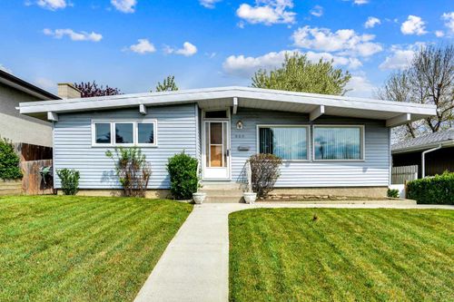 924 Mayland Dr Ne, Calgary, AB, T2E6C4 | Card Image