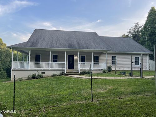 767 Big Piney Loop, Wilder, TN, 38589-5046 | Card Image