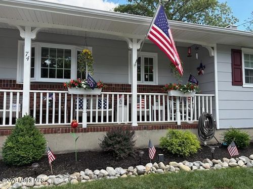 74 Sun Valley Road, Toms River, NJ, 08755 | Card Image