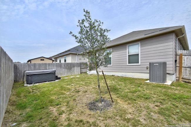 6542 Cibolo Spgs, House other with 3 bedrooms, 2 bathrooms and null parking in Converse TX | Image 25
