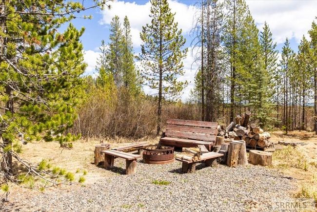 3568 S Beaver Springs Rd, House other with 3 bedrooms, 2 bathrooms and 6 parking in Island Park ID | Image 46
