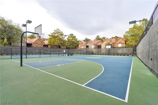 Community Basketball Court | Image 33
