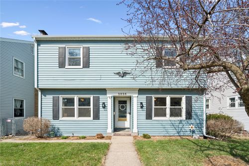 2026 Bever Ave, Cedar Rapids, IA, 52403-2717 | Card Image