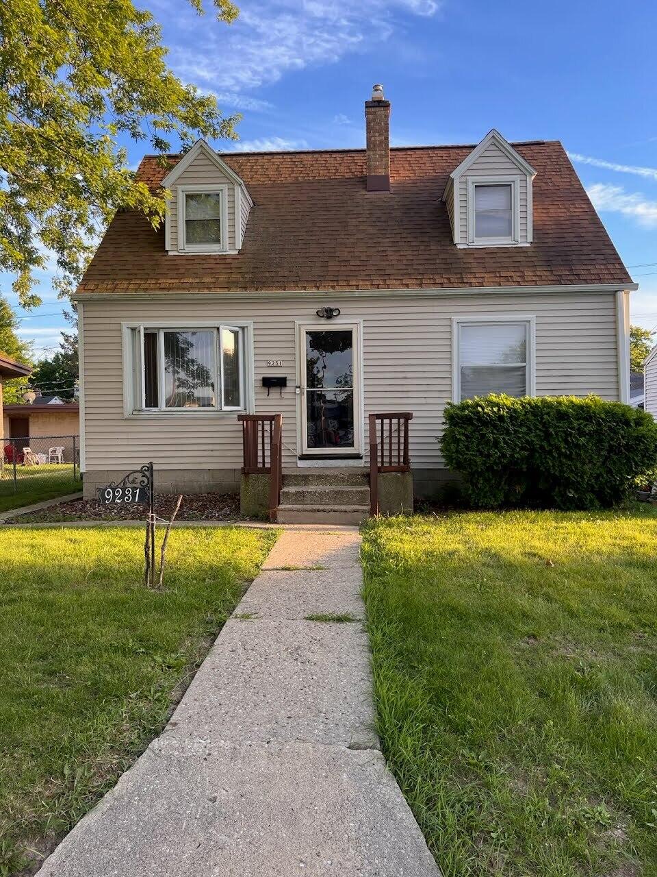 Lisbon Ave, Milwaukee, WI 53222
