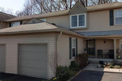 110d-1917 Ridgebury Dr, Hilliard, OH, 43026-7301 | Card Image