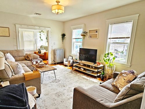 2-233 Faneuil St, Boston, MA, 02135-1843 | Card Image