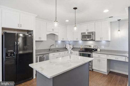 174a-1669 Westwind Way, MCLEAN, VA, 22102-1603 | Card Image