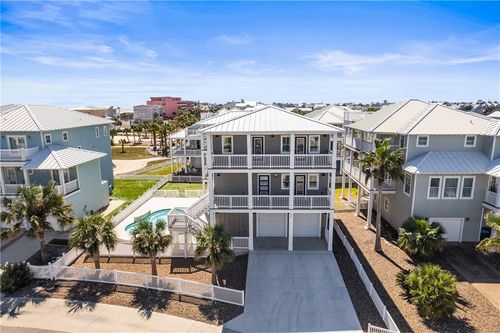 272 Marco Ln, Port Aransas, TX, 78373-5084 | Card Image