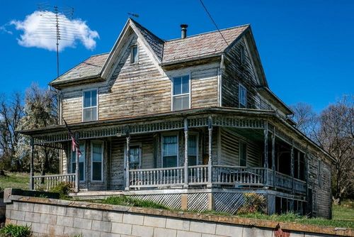 253 Church St, TIMBERVILLE, VA, 22853-9633 | Card Image