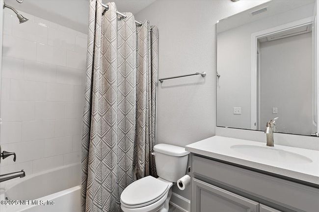 7447 Loggerhead Ct, Townhouse with 3 bedrooms, 3 bathrooms and null parking in JACKSONVILLE FL | Image 16