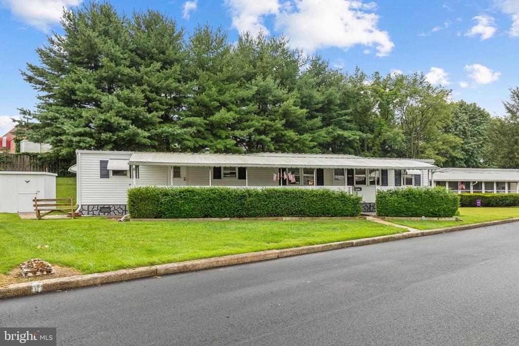 Seventh Ave, Media, PA 19063
