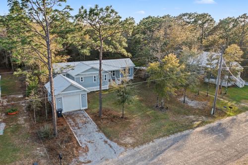255 W Renoir Rd, Defuniak Springs, FL, 32433-6789 | Card Image