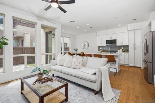 2333 Aperture Cir, San Diego, CA, 92108-2630 | Card Image