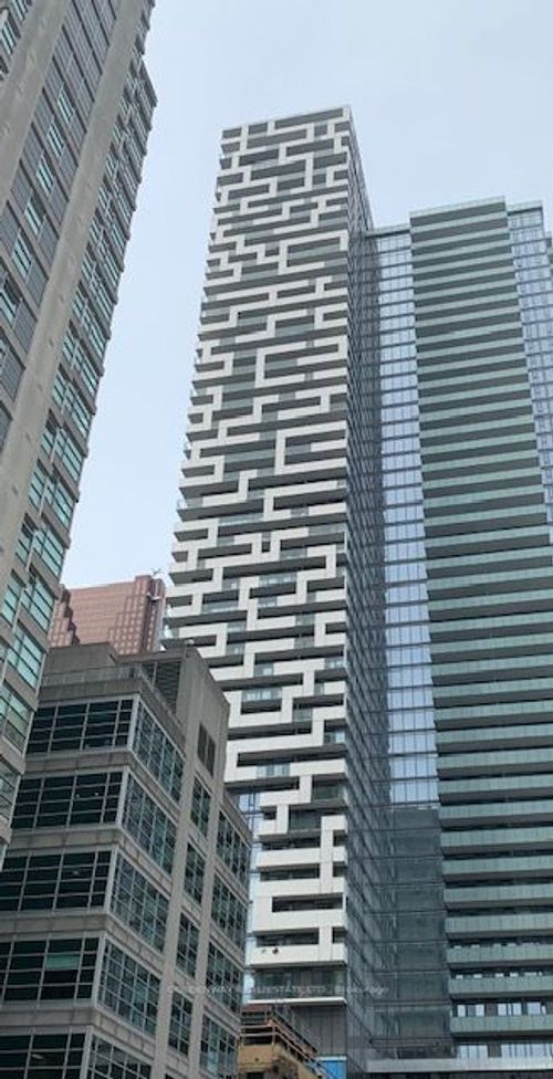 3514-20 Lombard St, Toronto, ON, M5C0A7 | Card Image