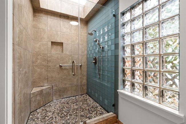 Large Walk-in Shower with hand rail and wide door | Image 31