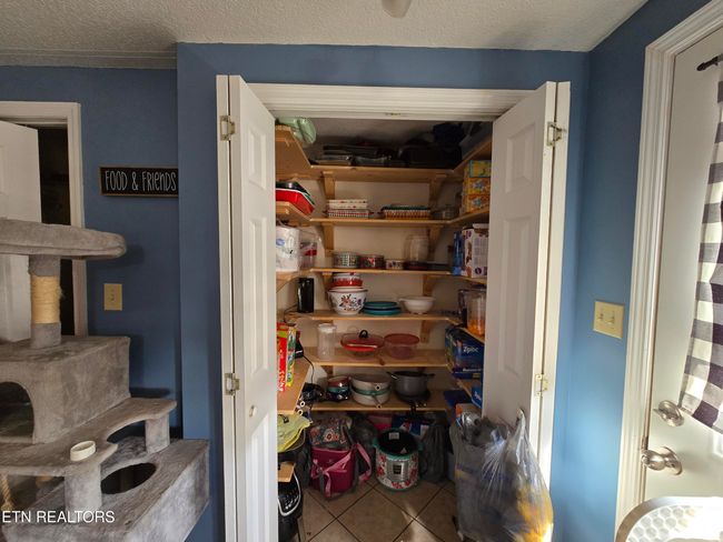406 Holmes St, House other with 4 bedrooms, 2 bathrooms and null parking in Jonesville VA | Image 23