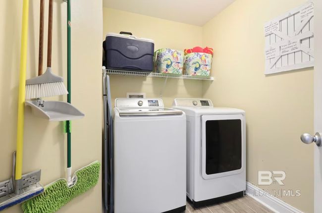 Laundry | Image 15