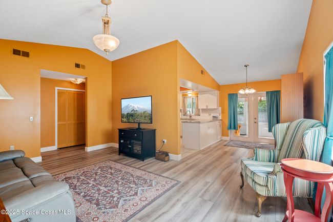 Great Room | Image 10