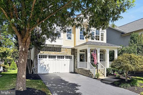42746 Explorer Dr, BRAMBLETON, VA, 20148-7250 | Card Image