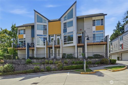 103-15235 Ne 81st Way, Redmond, WA, 98052-4237 | Card Image