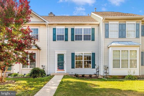 9114 Ridgefield Ln, FREDERICK, MD, 21701-5831 | Card Image