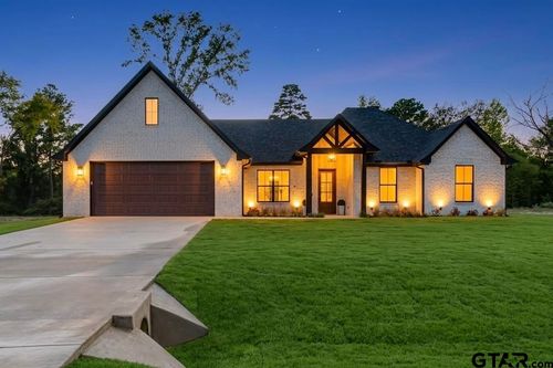 404 Small Oaks Road, Kilgore, TX, 75662 | Card Image