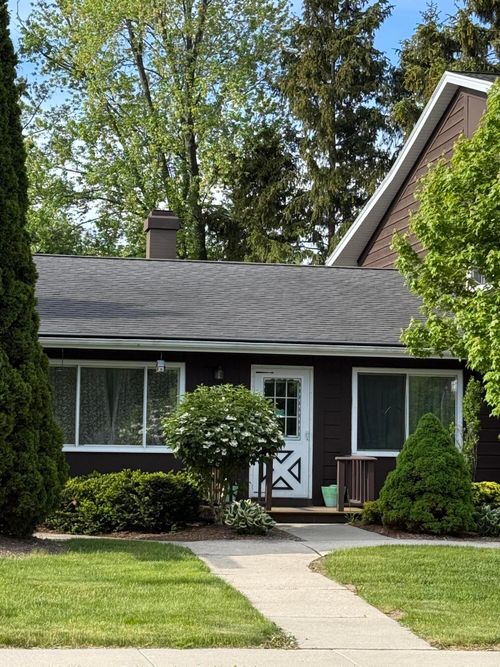 2619 Camelot Blvd, Sheboygan, WI, 53081-7439 | Card Image