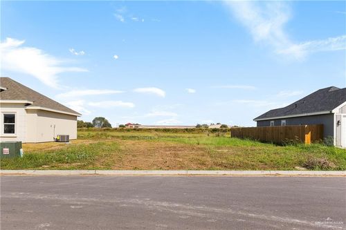 304 Charity Cir, La Feria, TX, 78559-3669 | Card Image