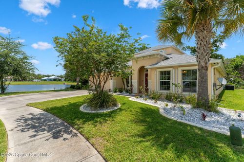 3001 J Cobber Ct, Melbourne, FL, 32904-9529 | Card Image