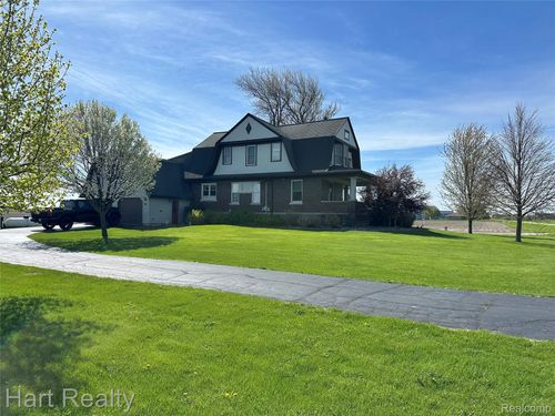 1083 S Van Buren Rd, Reese, MI, 48757-9415 | Card Image