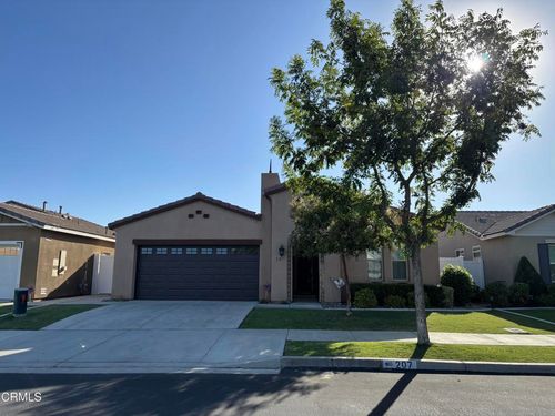 207 Tiffany Dr, Bakersfield, CA, 93312-5822 | Card Image