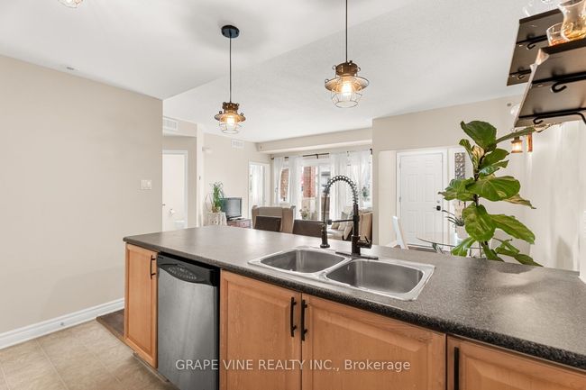 D - 165 Crestway Dr, Condo with 2 bedrooms, 2 bathrooms and null parking in Nepean ON | Image 15
