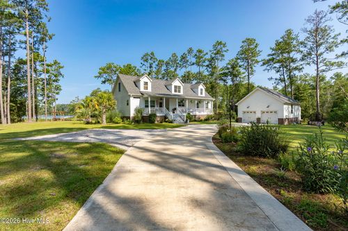 418 Vicksburg Ct, Havelock, NC, 28532-9785 | Card Image