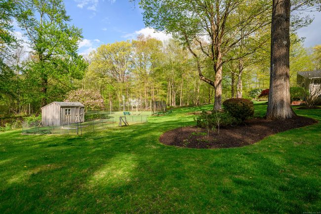 7 Maplecrest Dr, House other with 4 bedrooms, 5 bathrooms and 6 parking in Danbury CT | Image 29