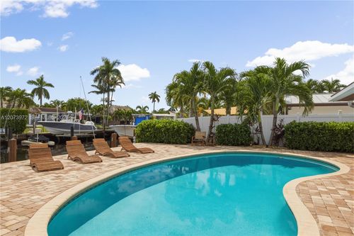 800 Se 3rd Ter, Pompano Beach, FL, 33060-8845 | Card Image