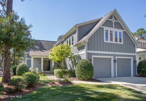 12 Fortrose Cir, Pinehurst, NC, 28374-8274 | Card Image