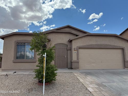 3581 W Avenida Vera Cruz, Tucson, AZ, 85746 | Card Image