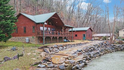 405 Underwood Hill Rd, Murphy, NC, 28906-8006 | Card Image