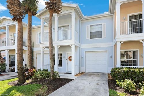 apt-4-3280 Lindsey Ln, NAPLES, FL, 34109-3905 | Card Image