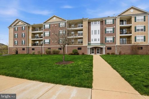 146-3940 Ashland Dr, HARLEYSVILLE, PA, 19438-2871 | Card Image