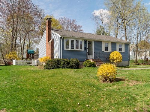 11 Holly Dr, Norwood, MA, 02062-3010 | Card Image