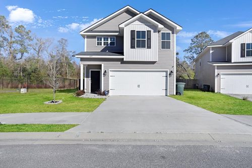 609 Fairview Cir, Hinesville, GA, 31313-5793 | Card Image