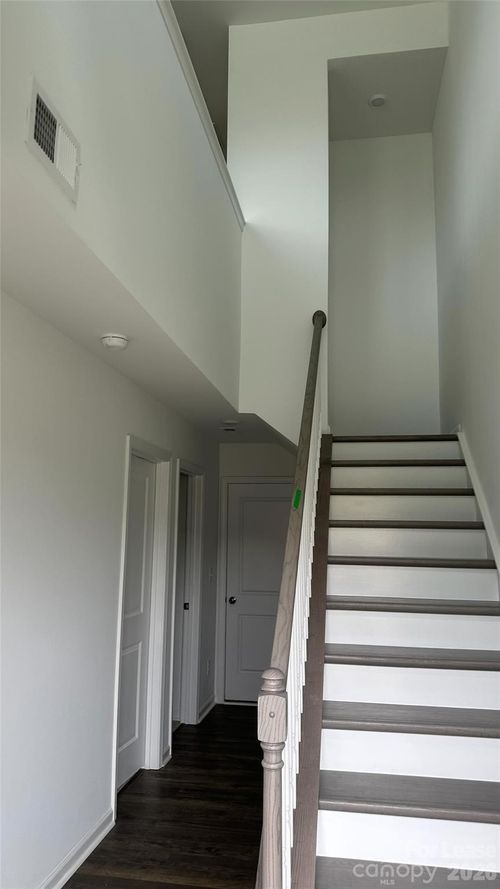 3214 Stelfox St, Charlotte, NC, 28262-6528 | Card Image