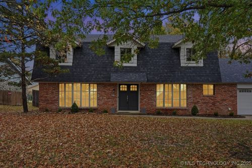 6777 S 71st East Ave, Tulsa, OK, 74133-1818 | Card Image