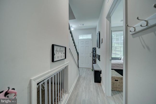 18316 Reaper Hill Ct, Townhouse with 3 bedrooms, 3 bathrooms and null parking in TRIANGLE VA | Image 9